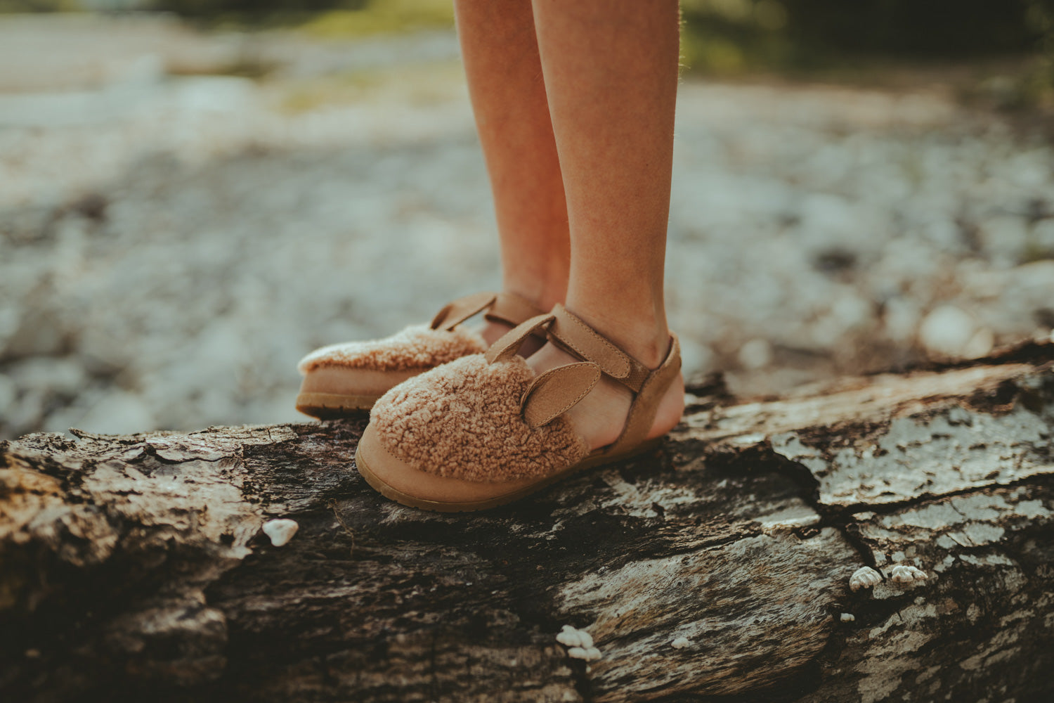 Donsje kids shoes Ela Alpaca Beige curly sheep wool