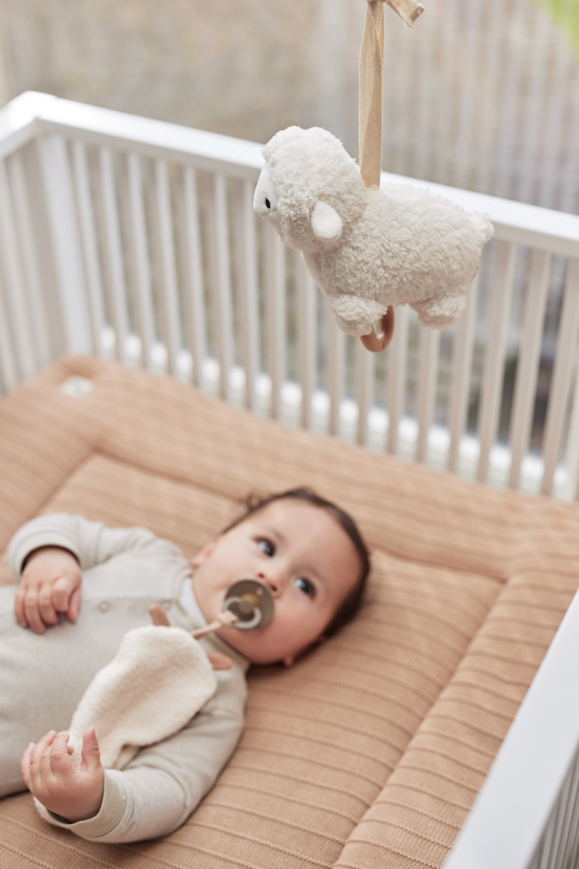 Jollein Musical hanger soft toy Lamb