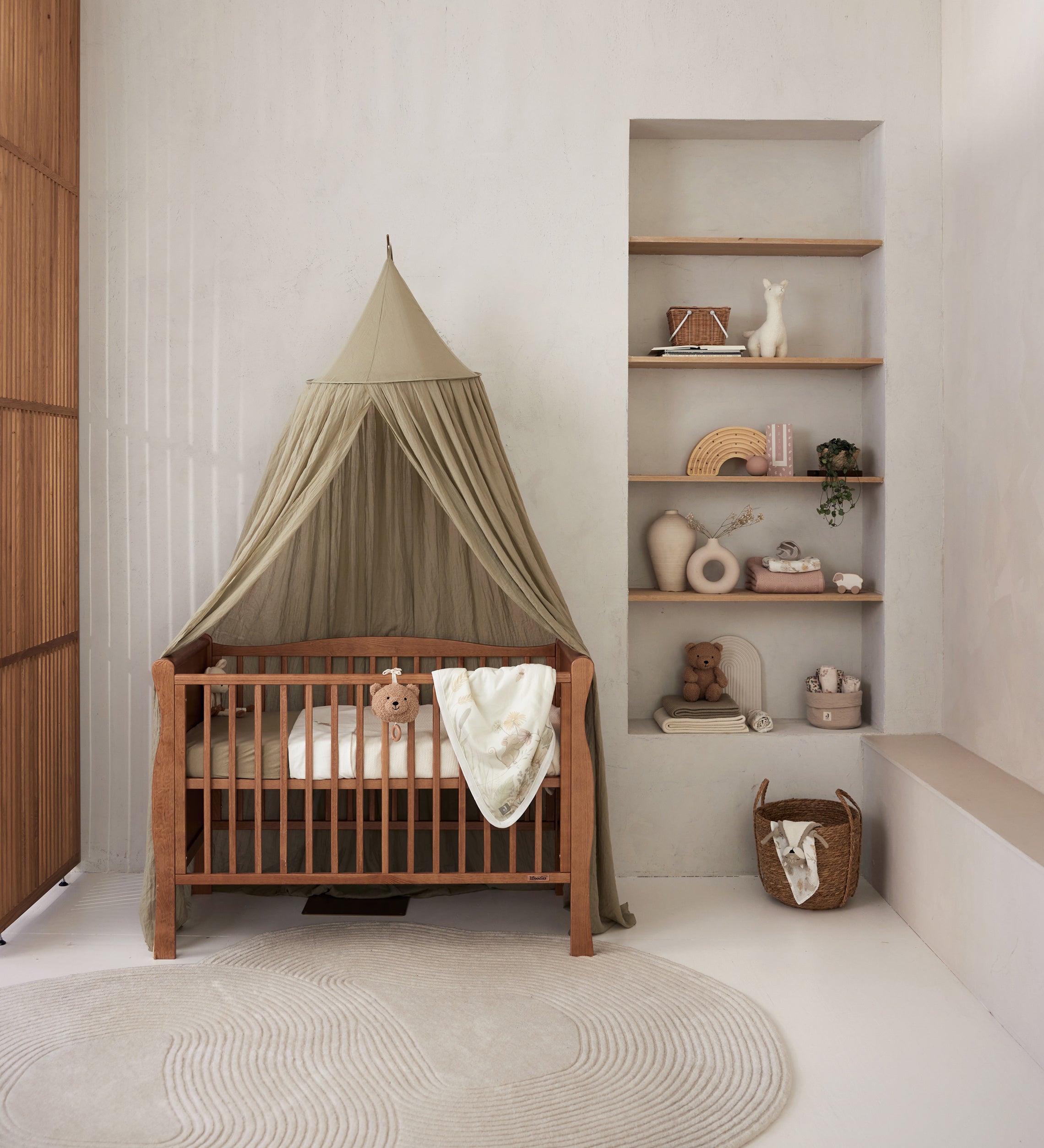 Jollein Canopy olive green in a nursery room