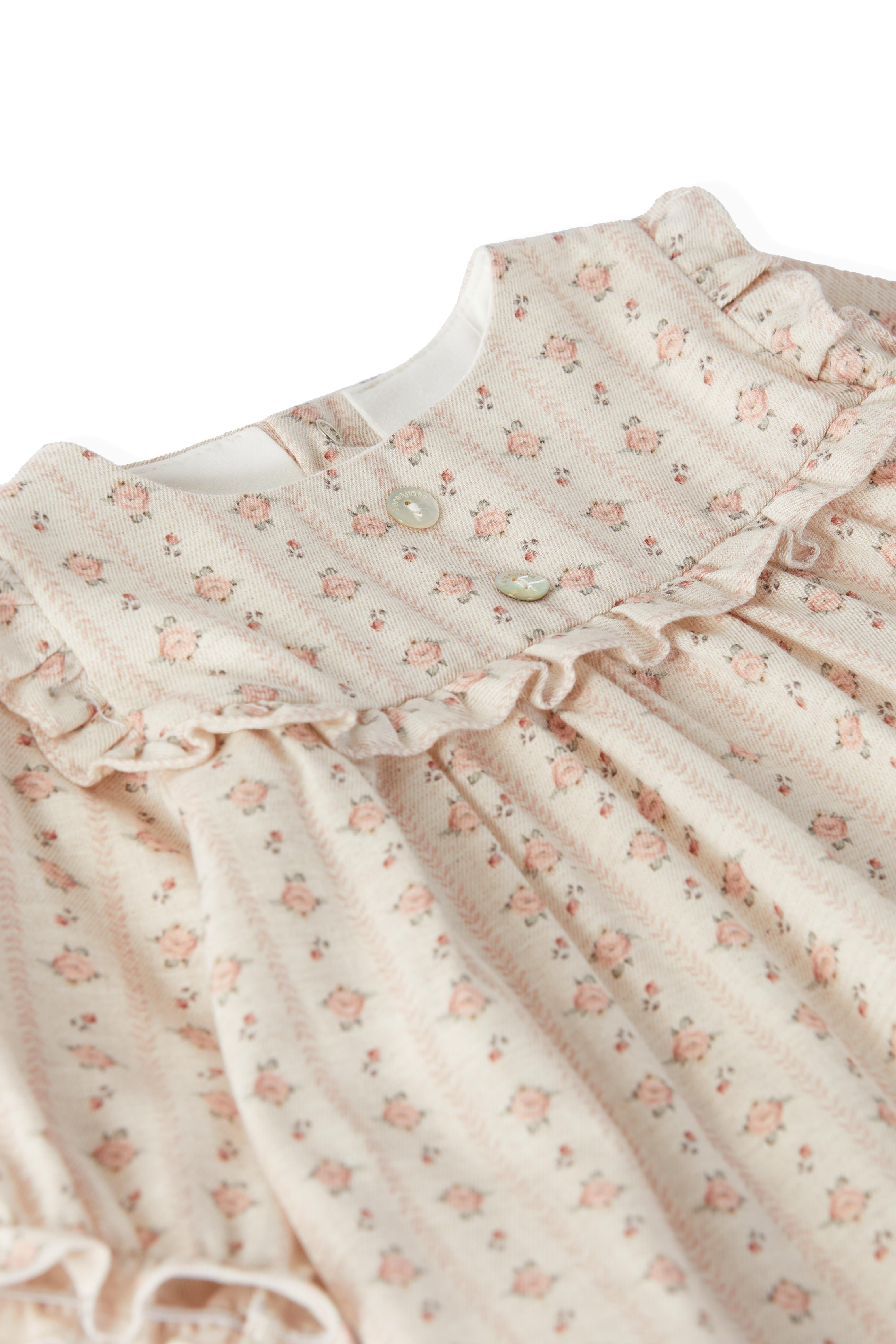 Laranjinha dress salmon color and floral print
