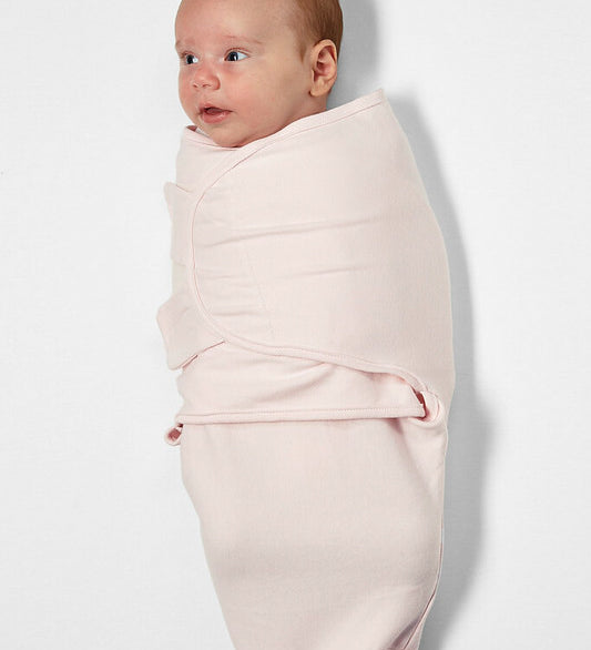 Baby with Meyco Swaddle Light Pink