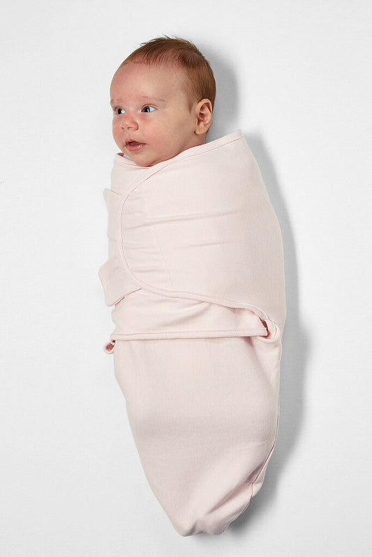 Baby with Meyco Swaddle Light Pink