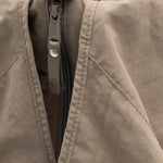 Jollein Urban diaper bag in Earthy, close-up of the zip fastening