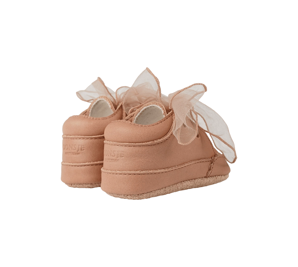 Donsje Lonny baby sneakers in Rose Dawn Classic Leather, rear view