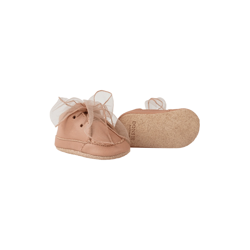 Donsje Lonny baby sneakers in Rose Dawn Classic Leather, side view showing the sole