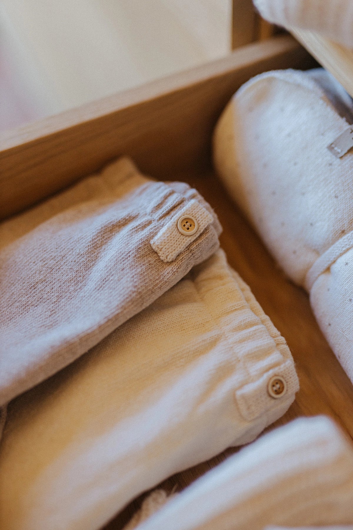 1+ In The Family Saignon Leggings with Feet in Beige