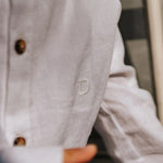 Donsje Chee shirt in Crispy White, worn by a child, close-up