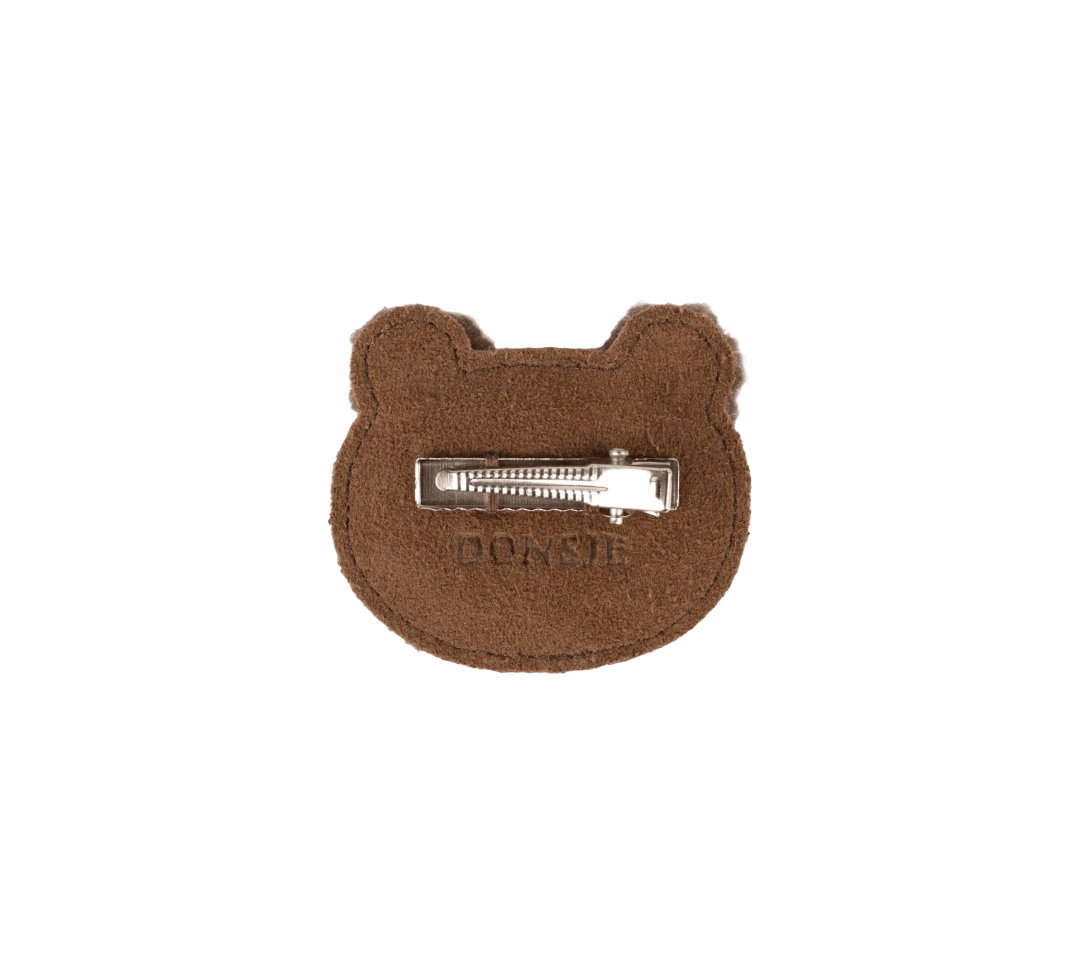 Donsje Pouty Fluffy Bear hairclip in Teddy Brown Suede, back view showing the metal clip