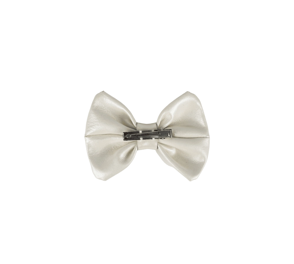 Donsje Angeline bow hairclip in Off White Metallic Leather, back view showing the metal clip