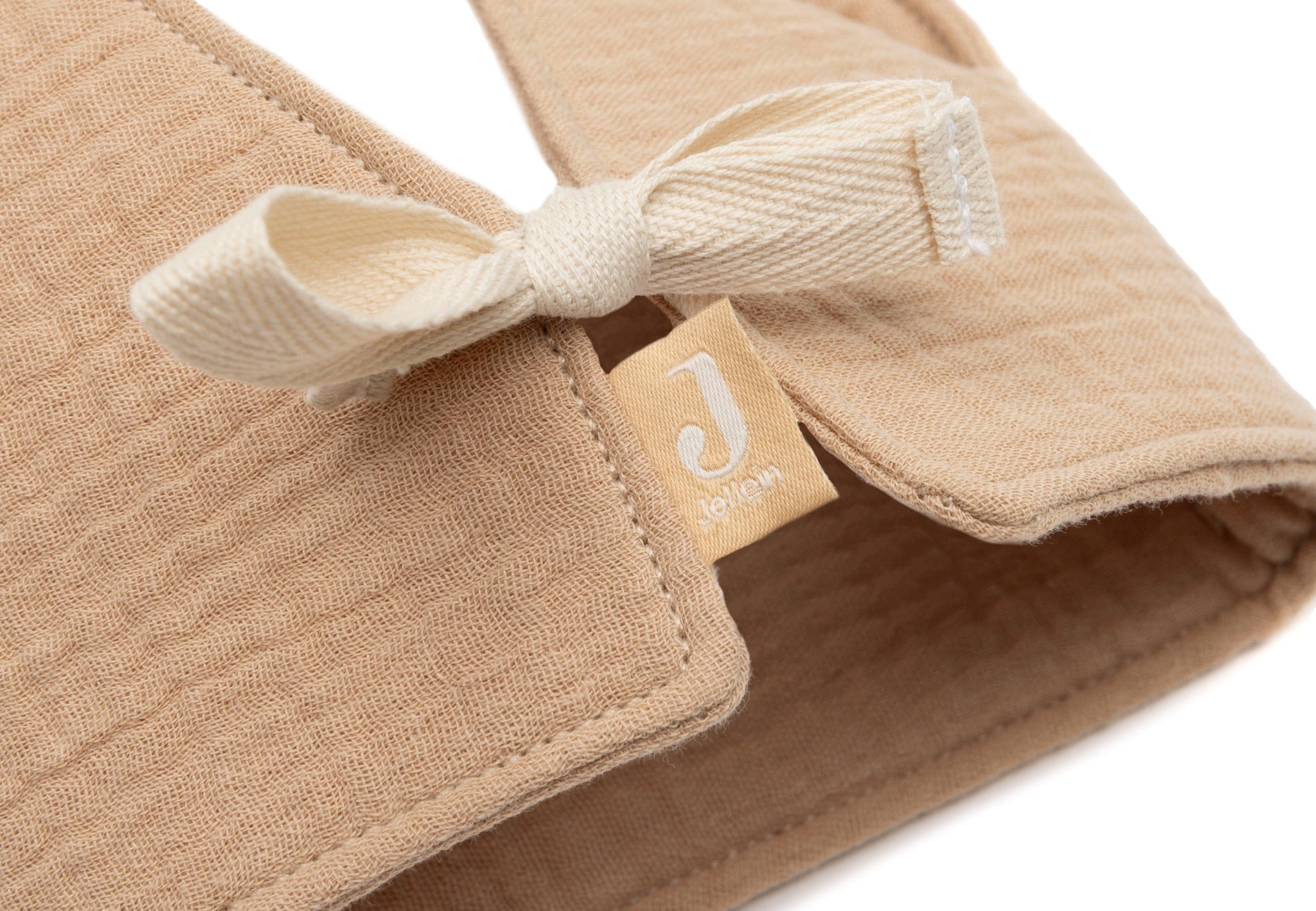 Close-up of the ribbon tie and fabric on the Jollein Teddy Bear birthday crown