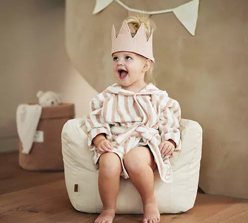 Child wearing Jollein Birthday Crown Wild Rose